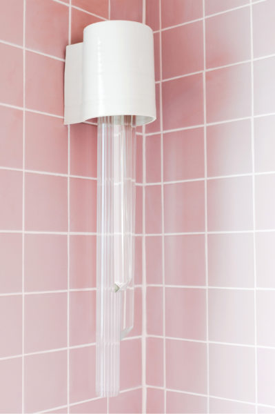 Sarah Colson light for 2lgstudio bathroom 