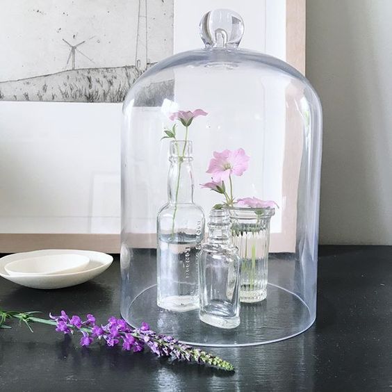 How to create a vignette - styling with glass objects in the home.
