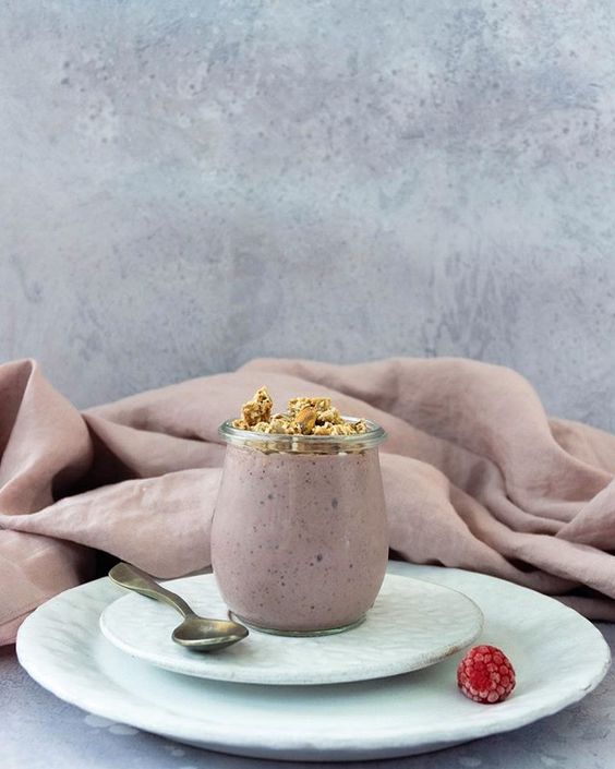 How to stay positive online in 2020. Still life shot of a breakfast compote and berries.