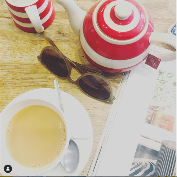 Simple ways to enjoy life - taking tea in a British cafe