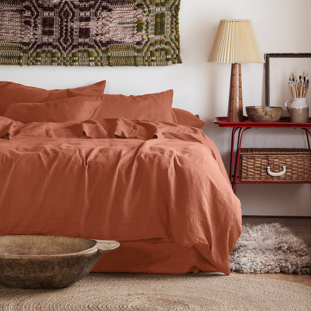 Inside Stylists Loves: Terracotta in summer Piglet in bed