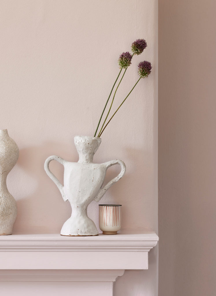 Dulux Heritage Potters Pink detail