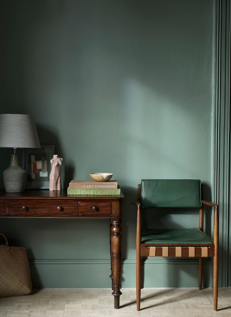 Dulux Heritage- Waxed Khaki