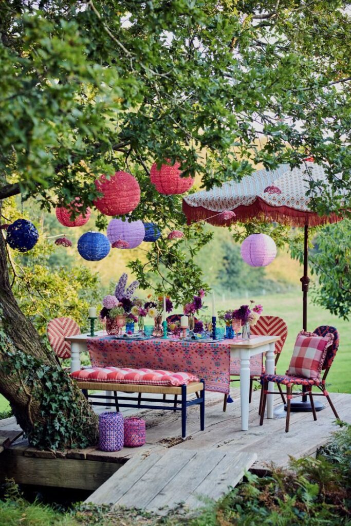 dunelm sophie Robinson Summer Outdoor floral  Dining  Interior stylist Rebecca de Boehmler