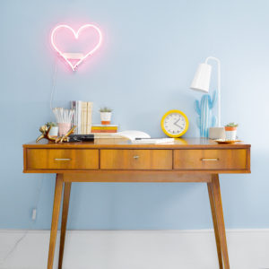 Talking-Tables-Lighten-Up-Love-Heart-neon-light 