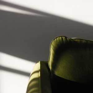 green sofa 