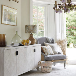 Holly Jolliffe -Bayliss & Booth Autumn21 PR shoot 