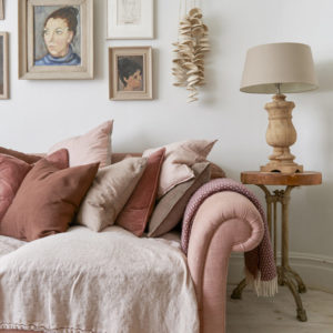 Pink vintage sofa_Jemma Watts 