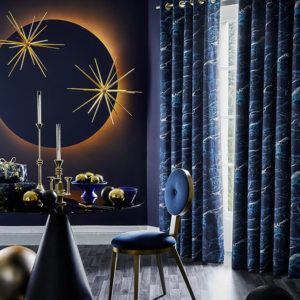 MarieNichols_Stylist_Dan Duchars_Hils-CAPSULE-MERCURY-CURTAINS-ONYXMAGMA-DINING-CHRISTMAS_1027_Portrait 